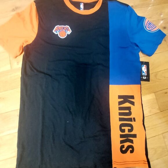 New York Knicks NBA Men's Med T Shirt Black Blue Orange Rare Find New - Picture 3 of 12